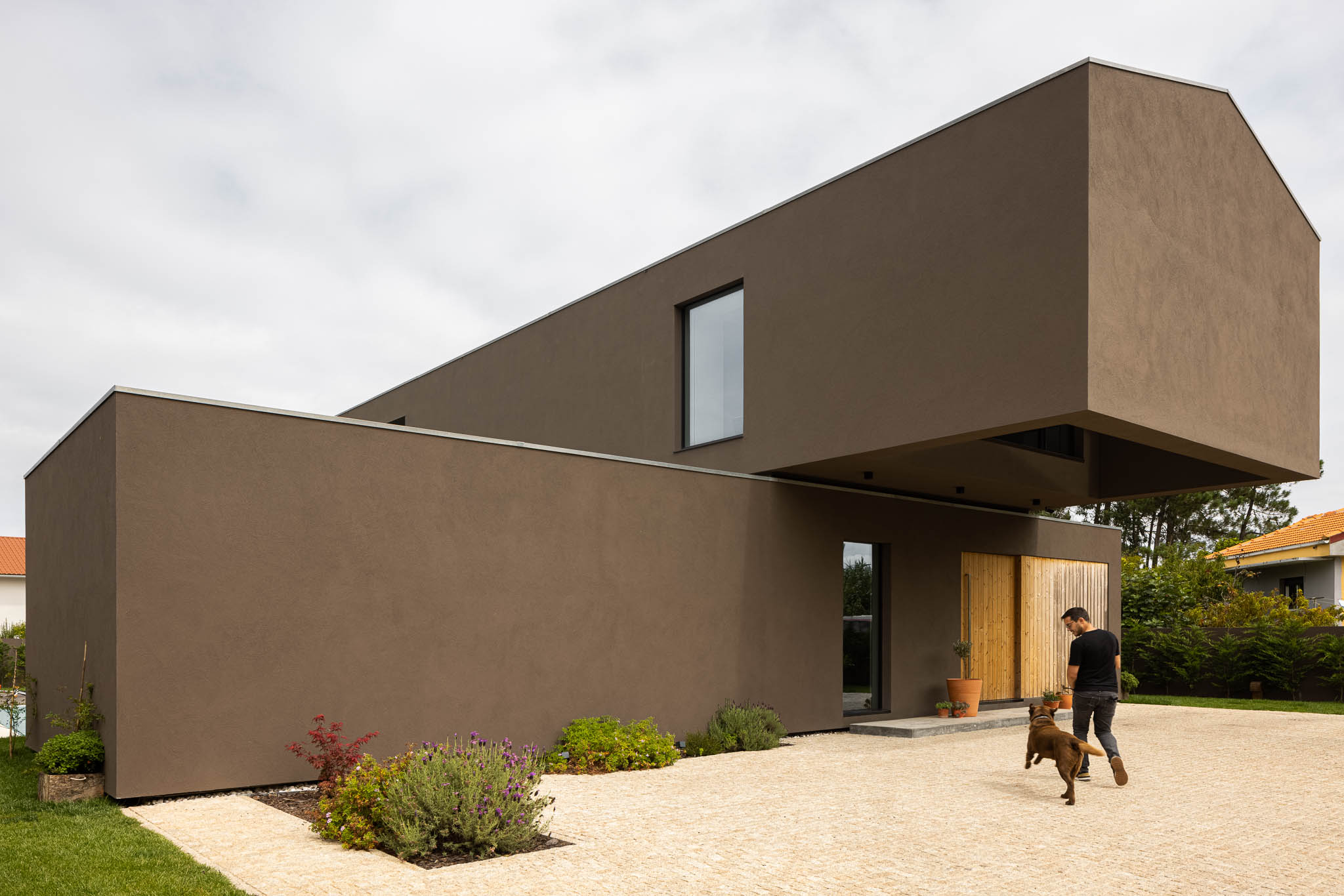 Casa Madalena com arquitectura Paulo Martins e fotografias de Iv