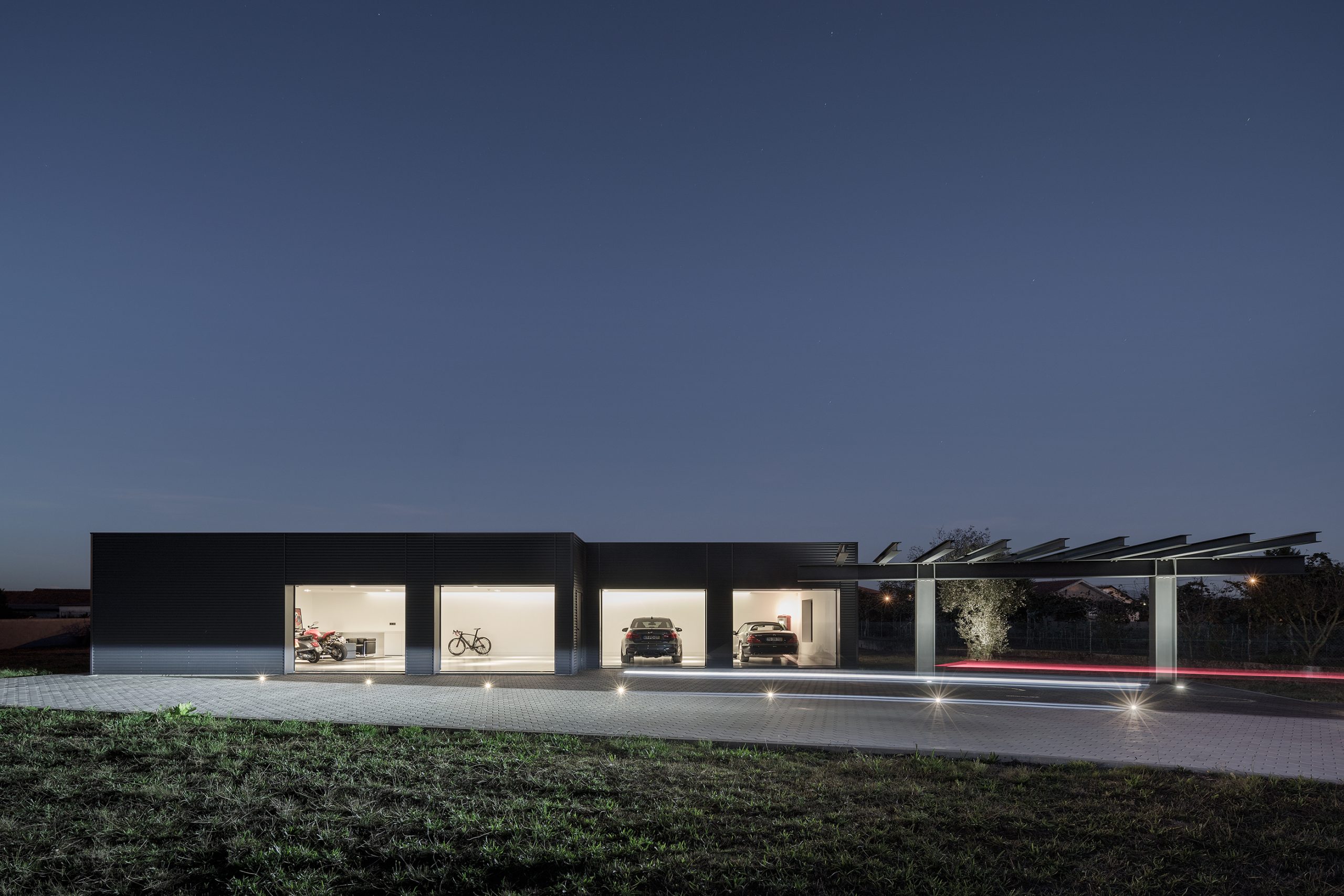 Architecture-PRIVATE-GARAGE-Agueda-Banner-3