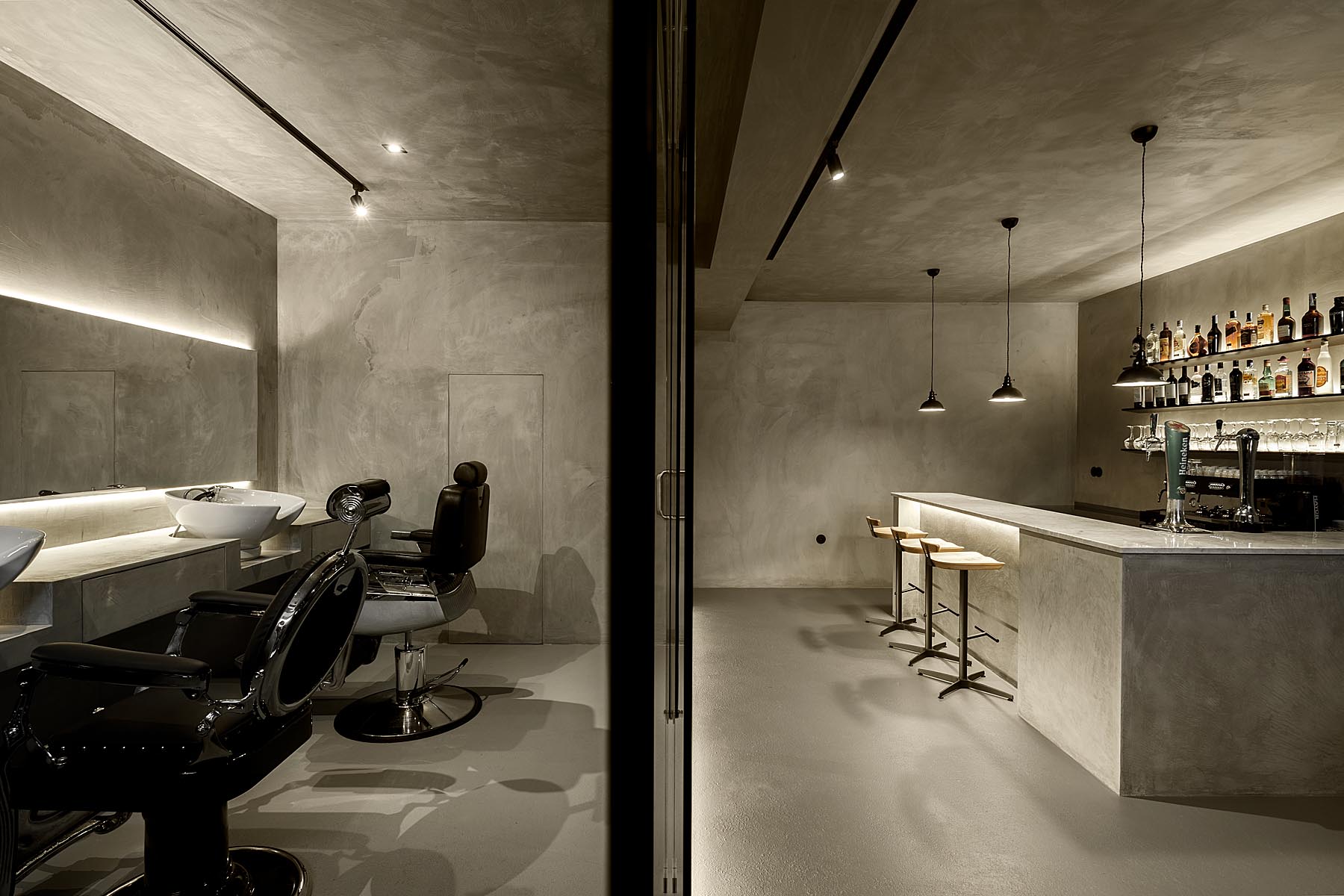 BarBart Barbearia em Sever do Vouga do atelier de arquitetura de
